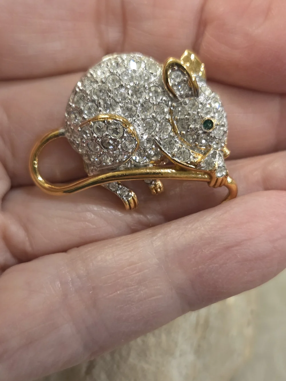 Vintage Carolee Gold and Clear Crystal Mouse Brooch with Green Eye 1